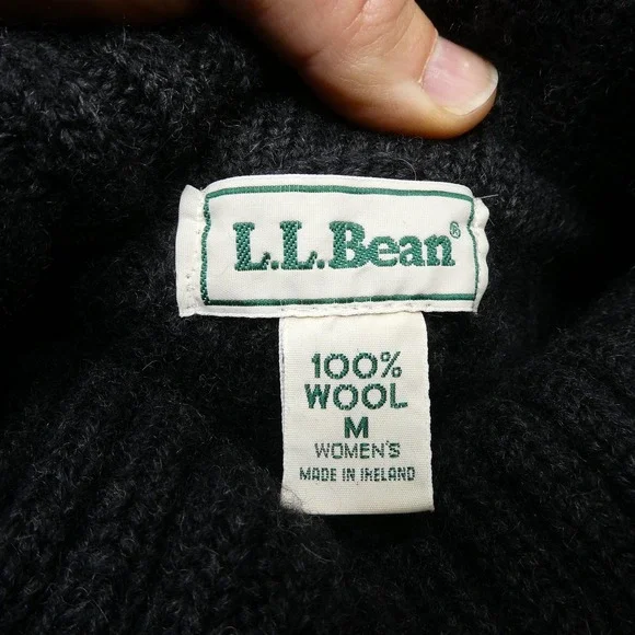 L.L. Bean Sweater Womens Medium Gray Wool Cable Knit Turtleneck Made Ireland